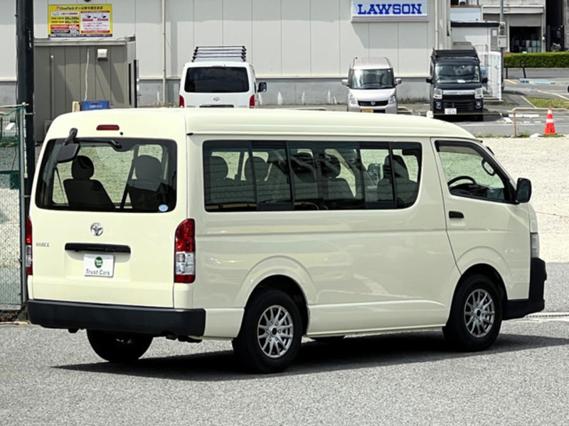 HIACE