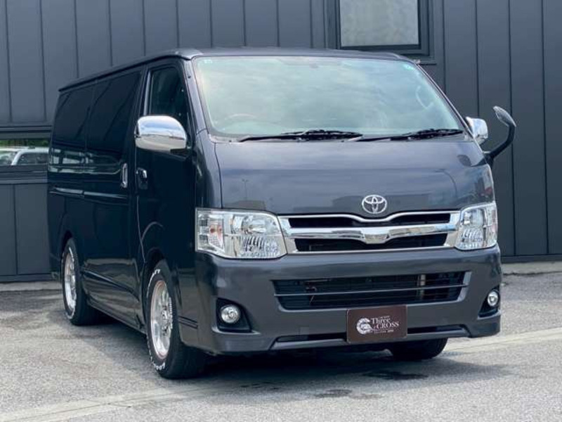 HIACE VAN