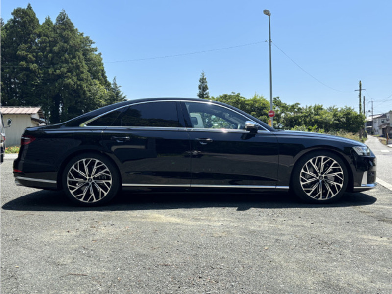 S8