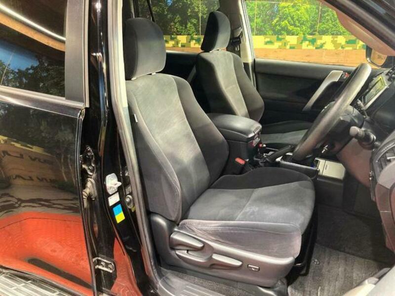 LAND CRUISER PRADO-7