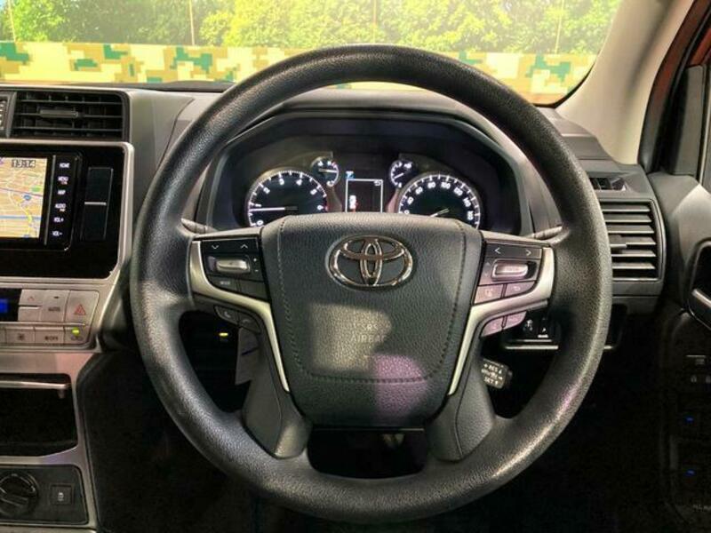 LAND CRUISER PRADO-9