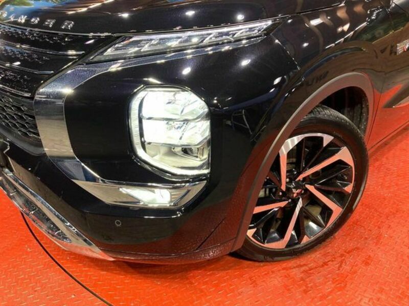 OUTLANDER PHEV