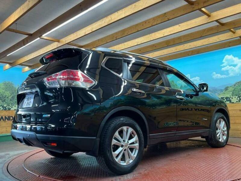 X-TRAIL