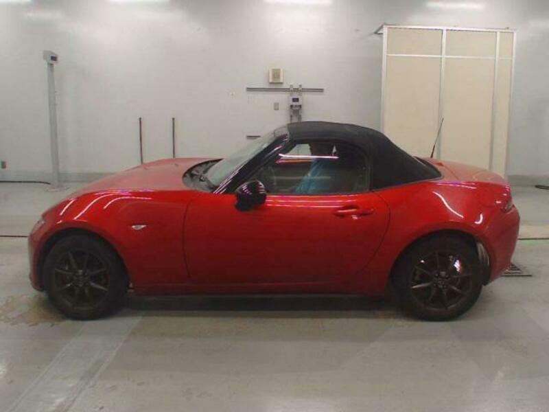 ROADSTER