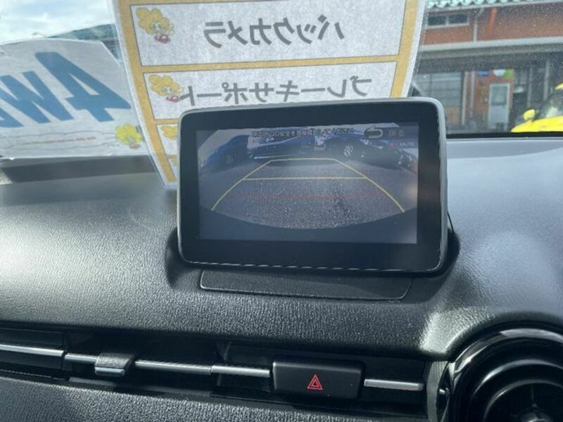 MAZDA2