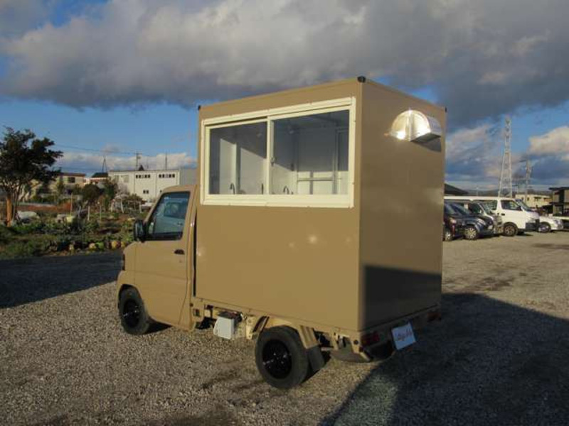 MINICAB TRUCK