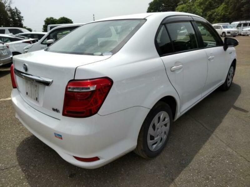 COROLLA AXIO