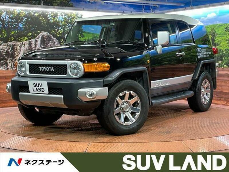 TOYOTA FJ CRUISER