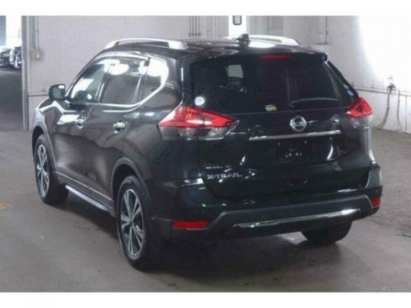 X-TRAIL-4