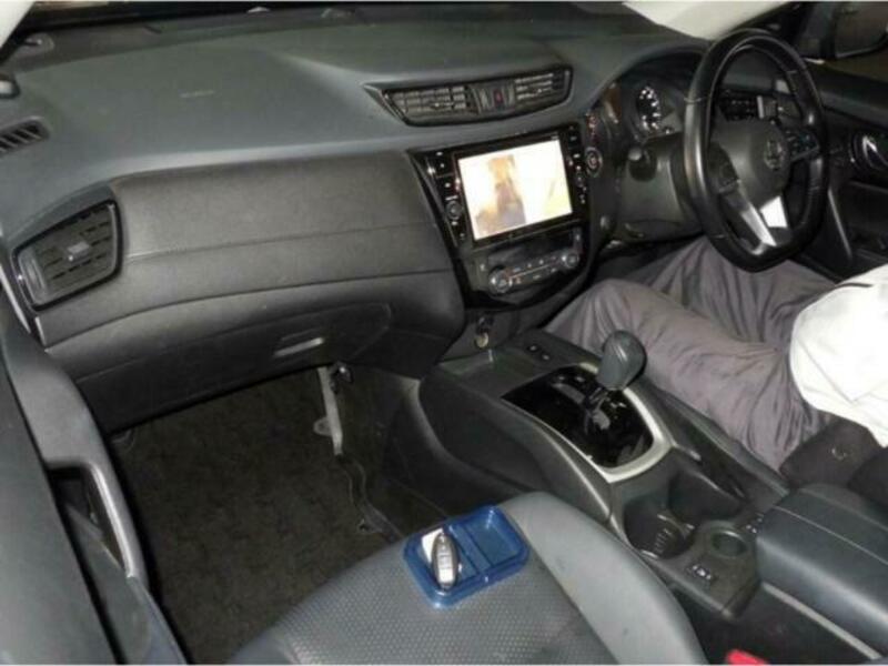 X-TRAIL-2
