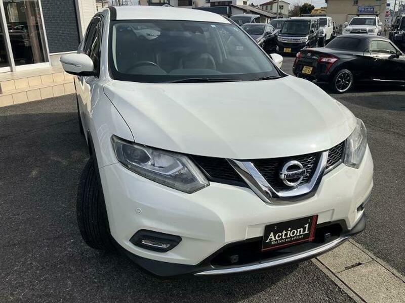 X-TRAIL