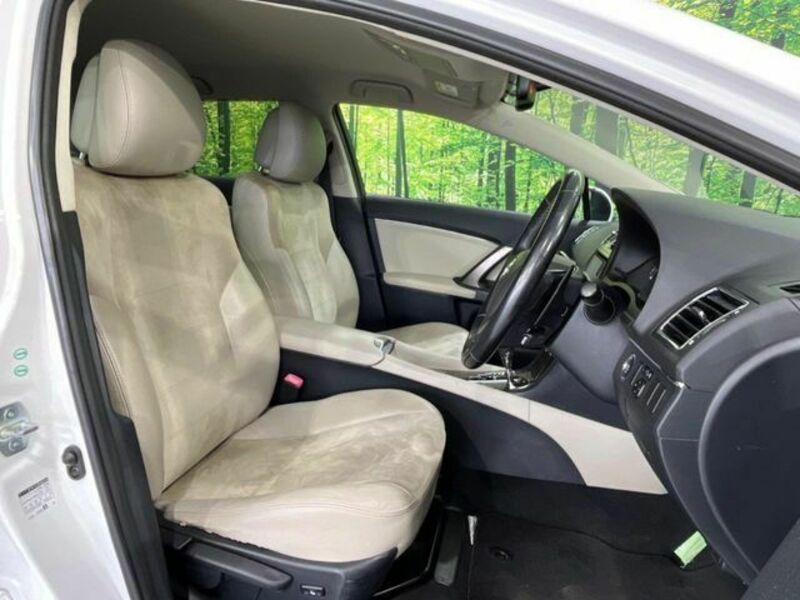 AVENSIS WAGON