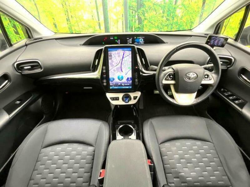 PRIUS PHV