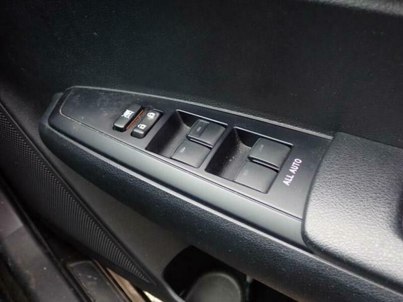 COROLLA FIELDER-16
