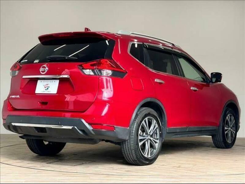 X-TRAIL-16