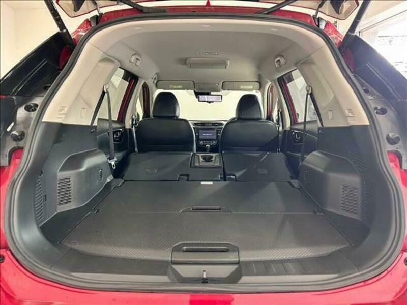 X-TRAIL-10