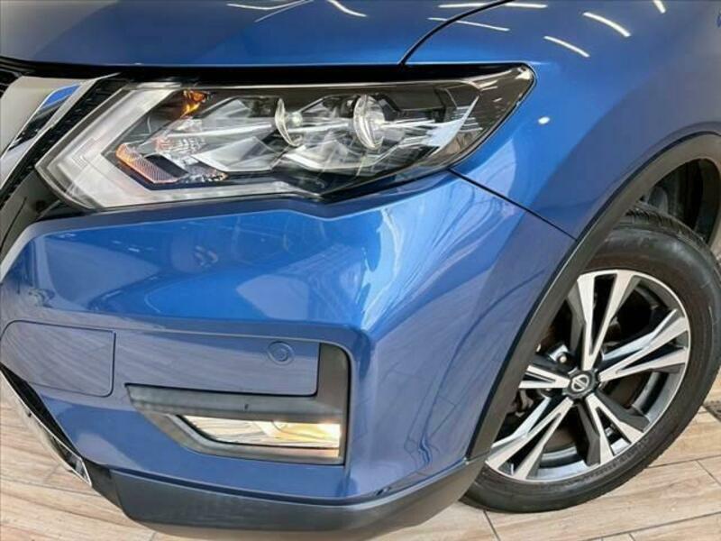 X-TRAIL-17