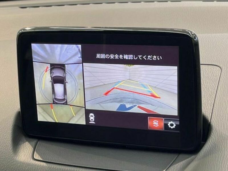 MAZDA2