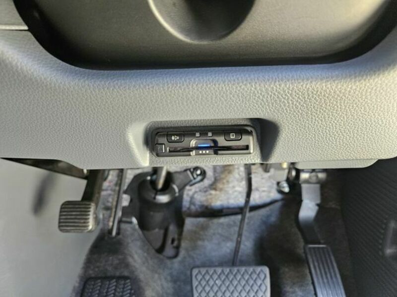 N-VAN