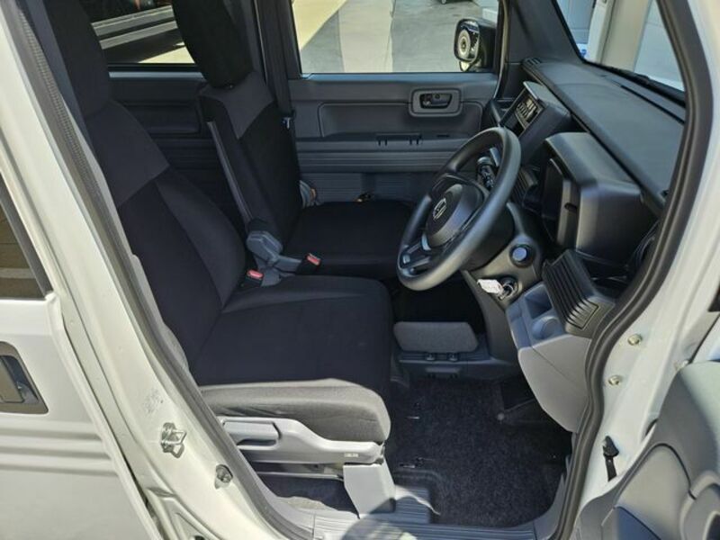 N-VAN