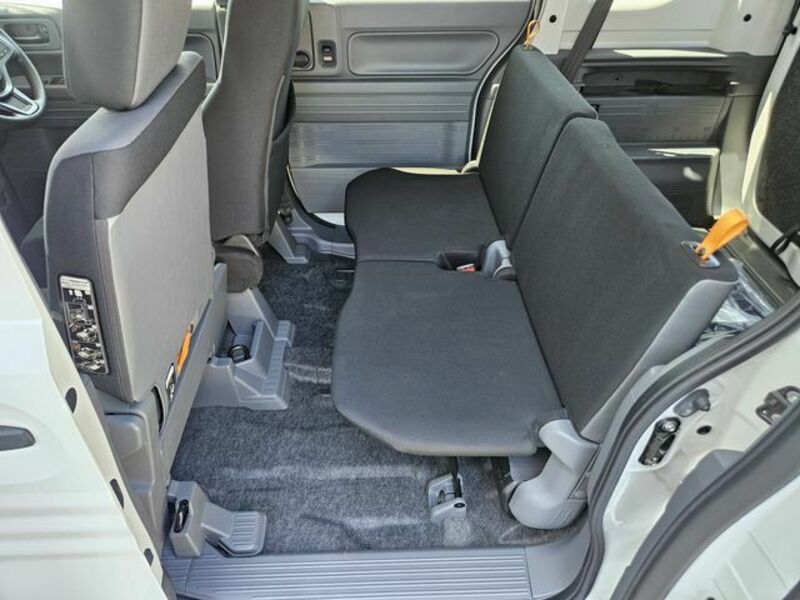 N-VAN