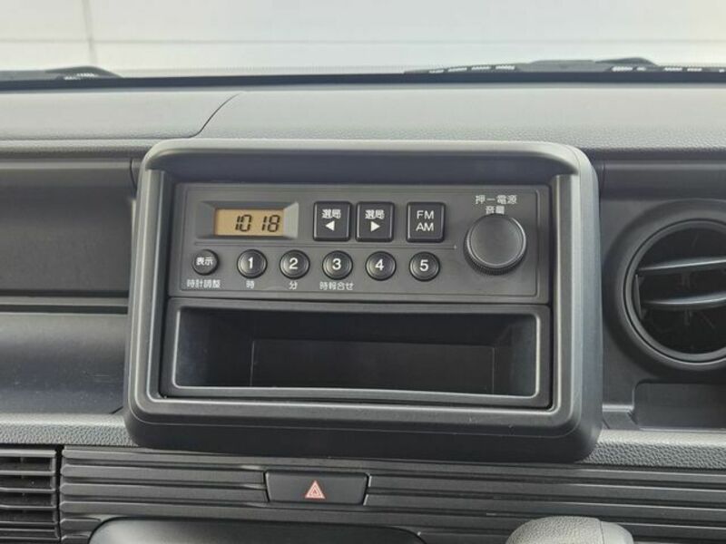 N-VAN