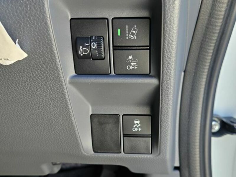 N-VAN