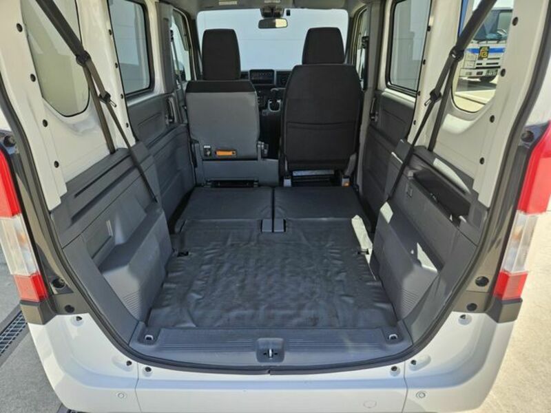 N-VAN