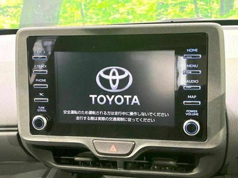 YARIS CROSS