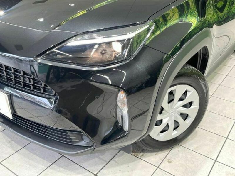 YARIS CROSS