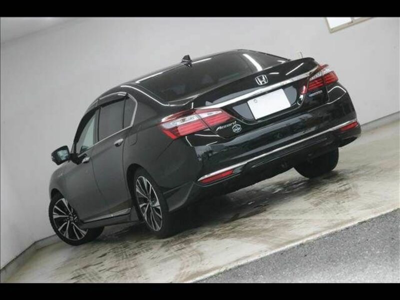 ACCORD HYBRID-10