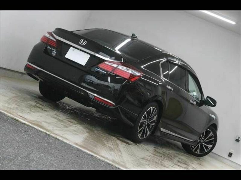 ACCORD HYBRID-11