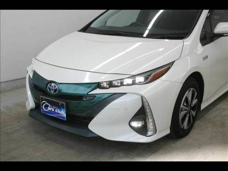 PRIUS PHV