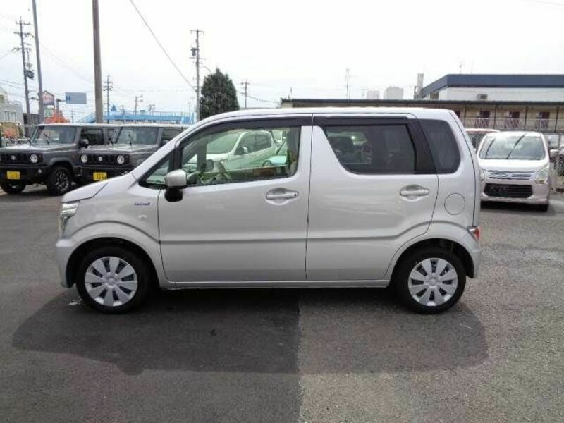 WAGON R