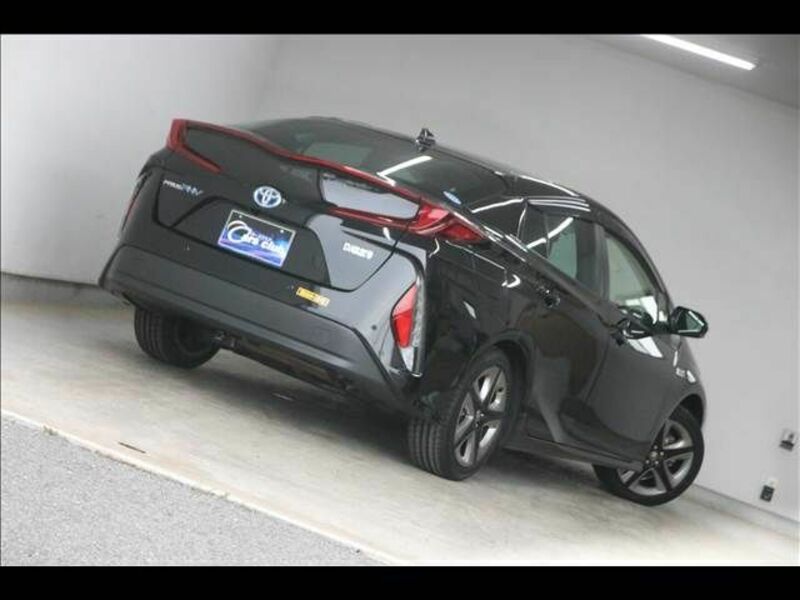 PRIUS PHV