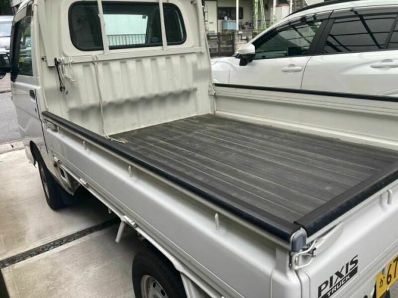 PIXIS TRUCK
