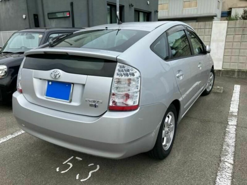 PRIUS-1