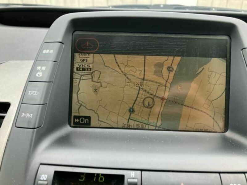 PRIUS-19