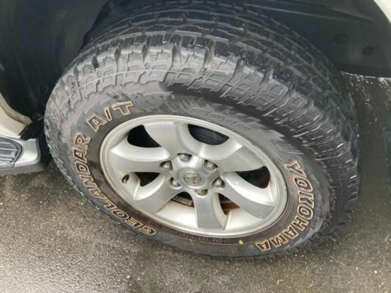 LAND CRUISER PRADO-5