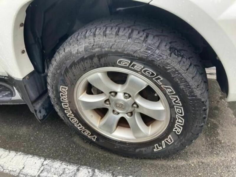 LAND CRUISER PRADO-8