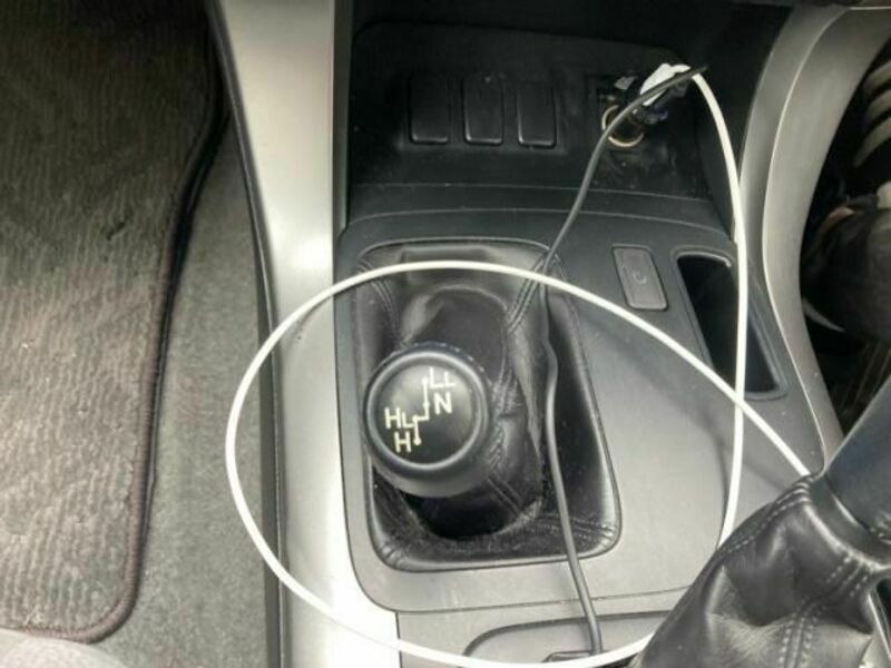 LAND CRUISER PRADO-18