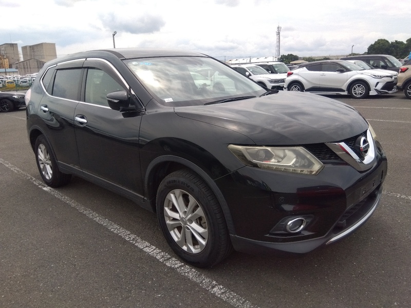 X-TRAIL