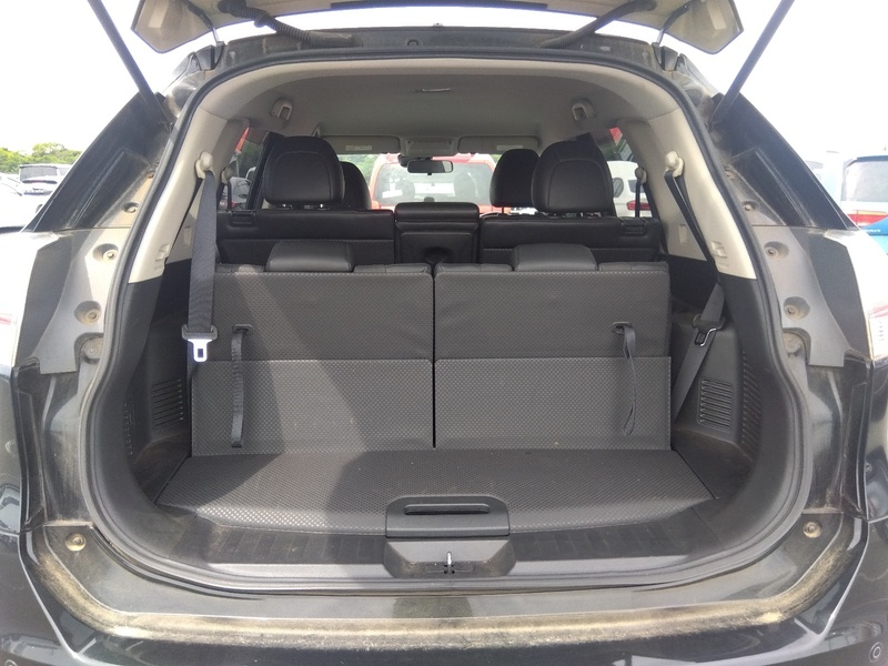 X-TRAIL