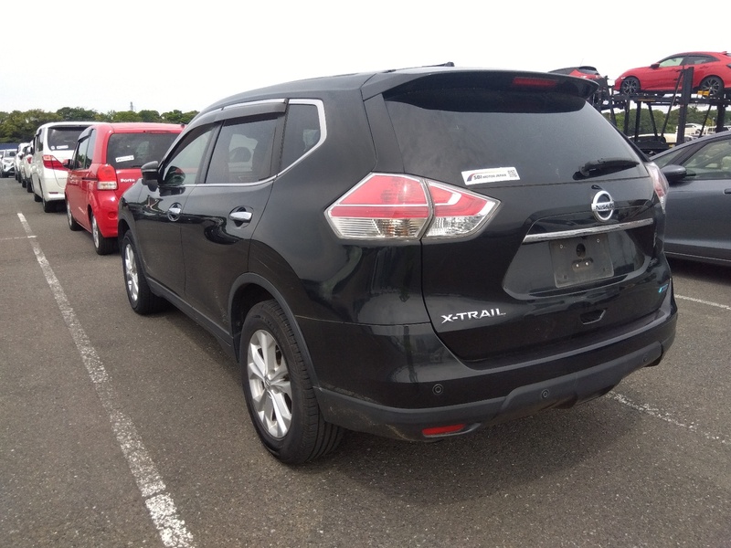X-TRAIL