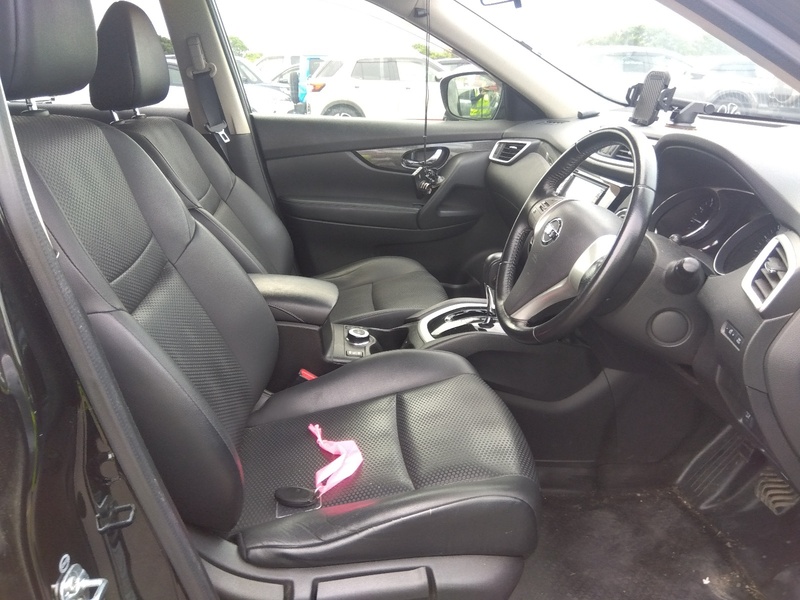 X-TRAIL