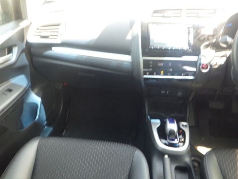 FIT HYBRID