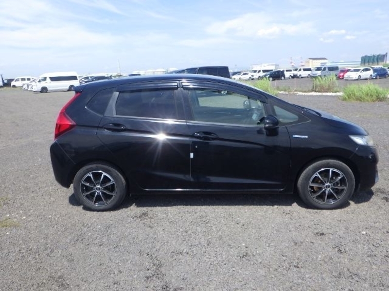 FIT HYBRID