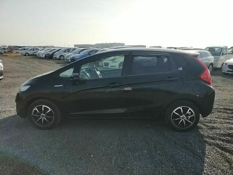 FIT HYBRID