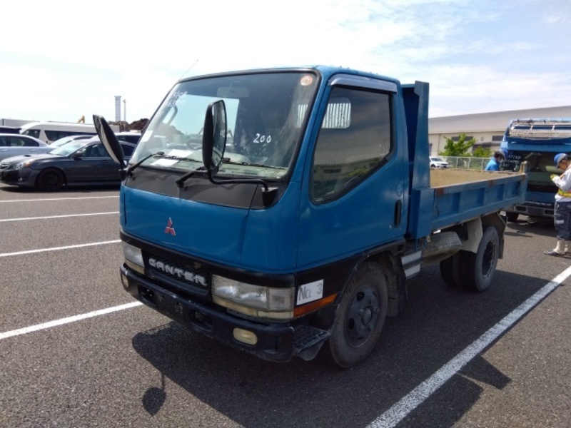 MITSUBISHI CANTER
