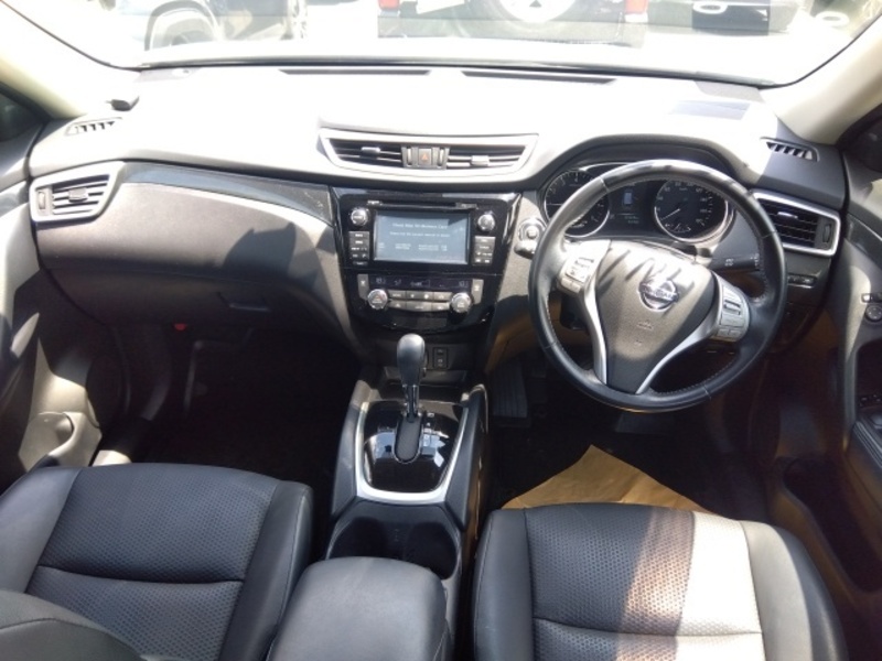 X-TRAIL HYBRID